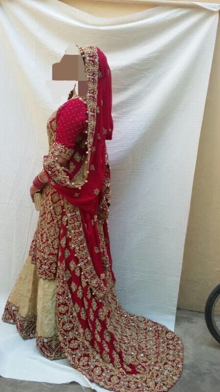 Red/cream lehnga
