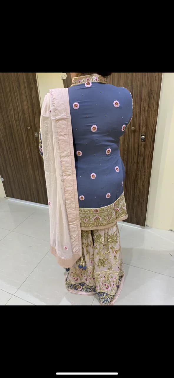 Bridal Wedding Outfit — image 1
