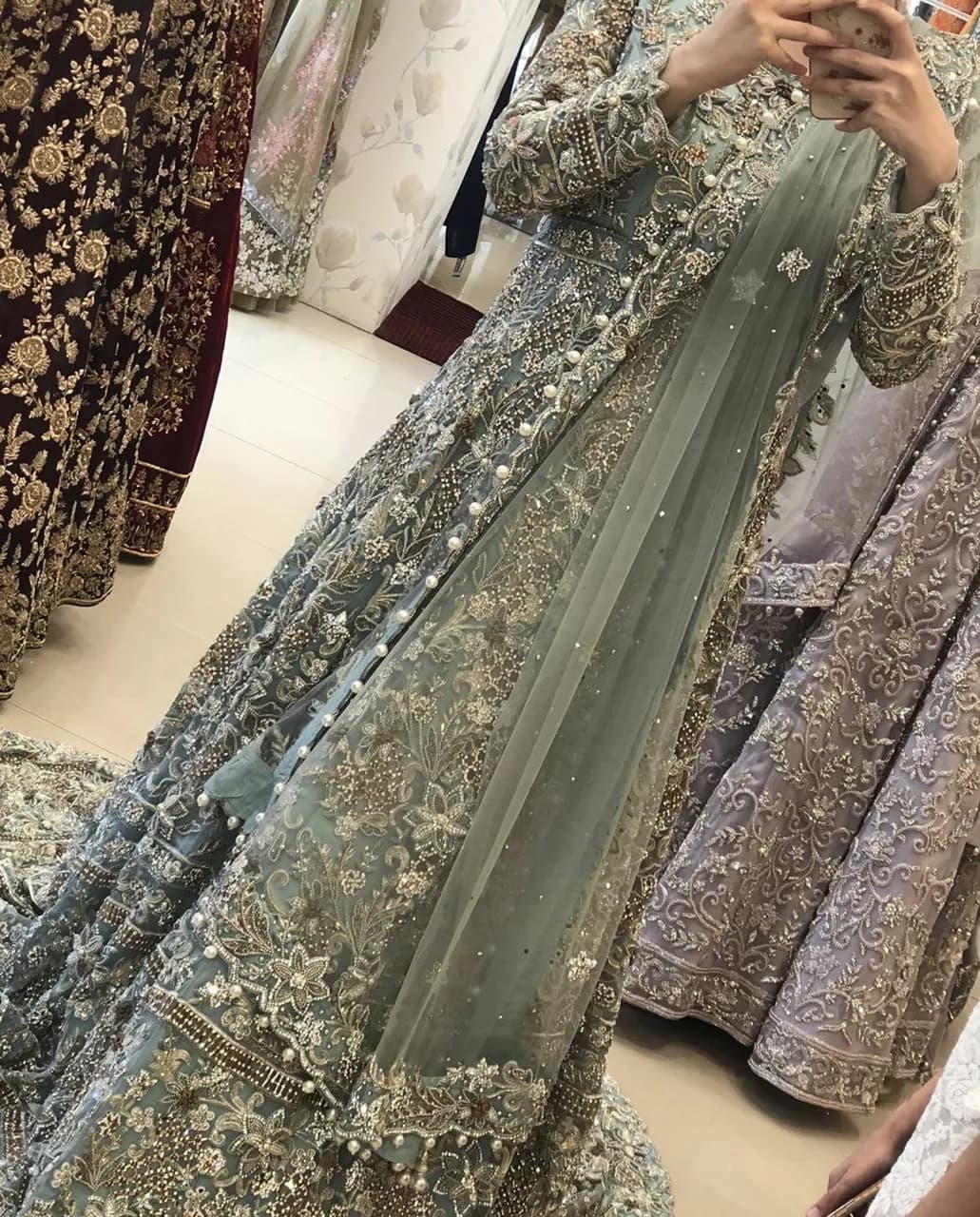 Brand new Lehenga! Never been worn — image 1