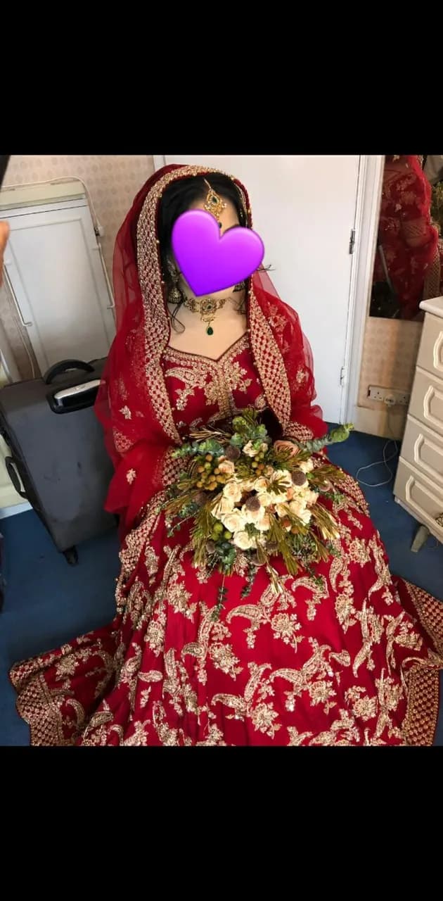 Wedding lengha – Sabyasachi replica — image 1