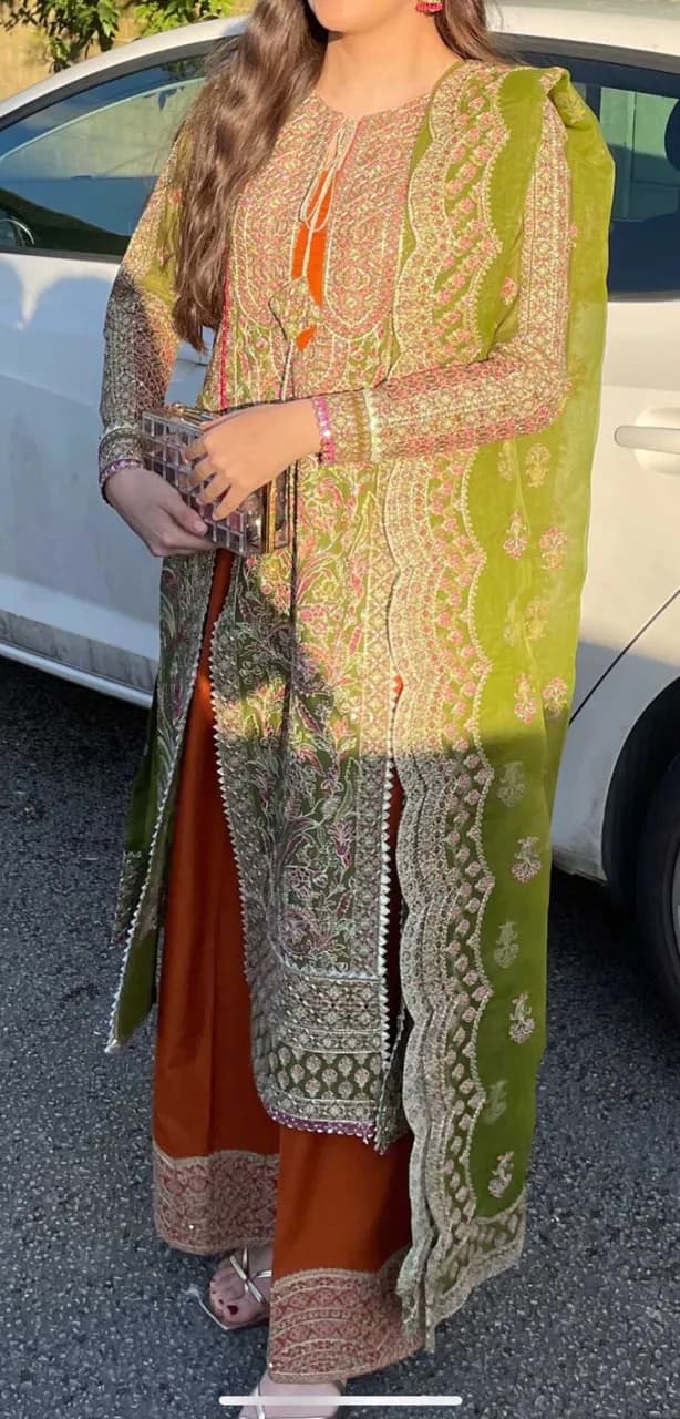 Mehndi Pakistani wear — image 1
