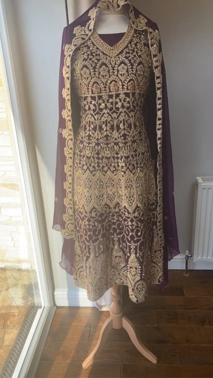 Asain wedding outfit — image 1