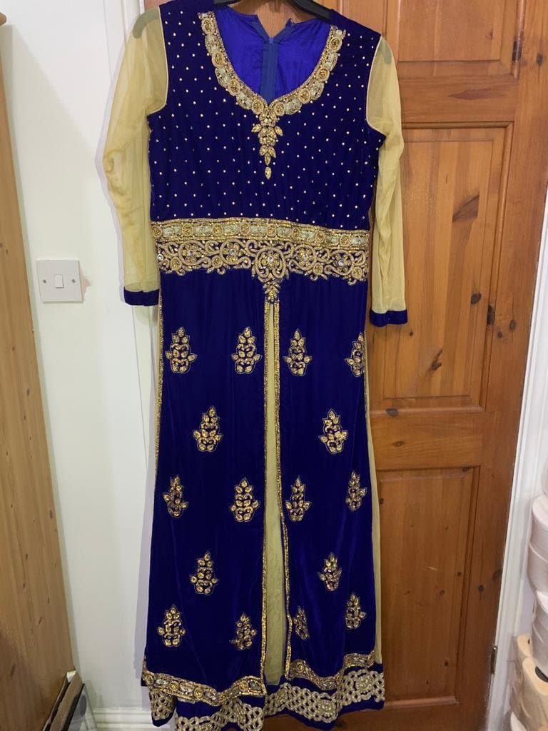 Wedding gown — image 1
