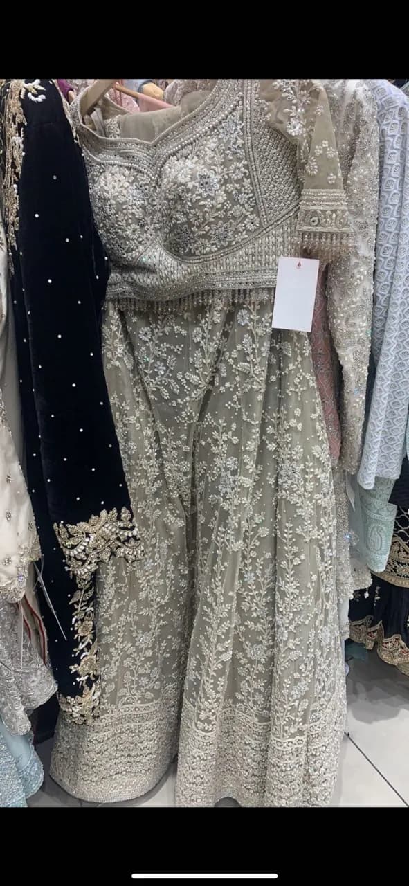 Beige lehenga choli — image 1