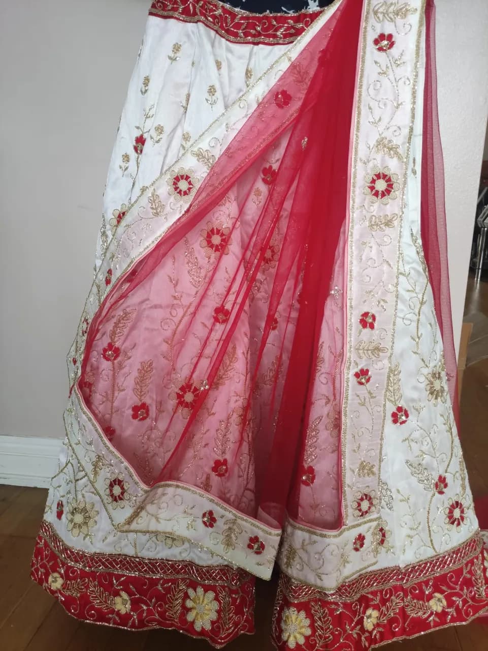 Traditional Red and White Bridal Lehenga — image 1