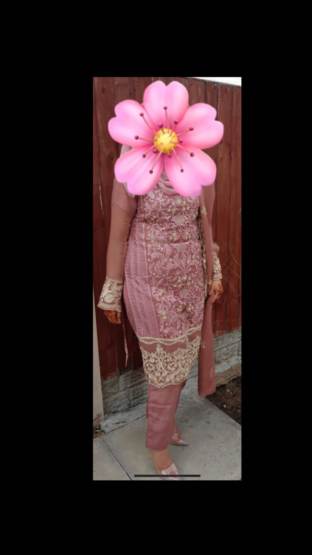 Party Outfit — image 1